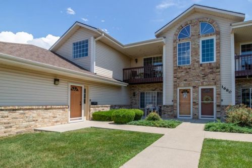 1680 96th St, Sturtevant WI  53177-1851 exterior