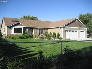 281 Shepler St, Dallesport, WA 98617-0809
