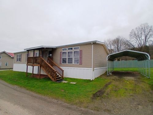 121 Center St, Bolivar, PA 15923-2101