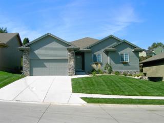 7118 174th St, Omaha NE  68136-1139 exterior