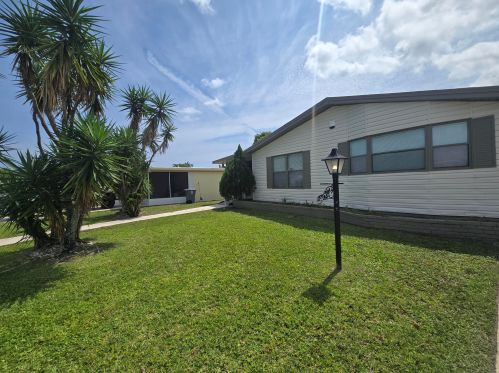 761 Sun Top Ln, Boynton Beach, FL 33436-1814