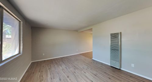 3958 Pomona Rd, Tucson, AZ 85705-2469