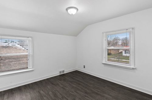 4480 70, Milwaukee WI 53218-5408 exterior