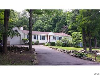 141 Georgetown Rd, Weston CT  06883-1032 exterior