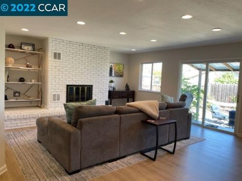 3423 Humphrey Ave, Richmond CA  94804-1121 exterior