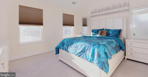 2472 Sylvan Moor Ln, Woodbridge VA  22191-6354 exterior