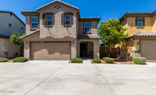 2904 Washington St, Chandler, AZ 85286