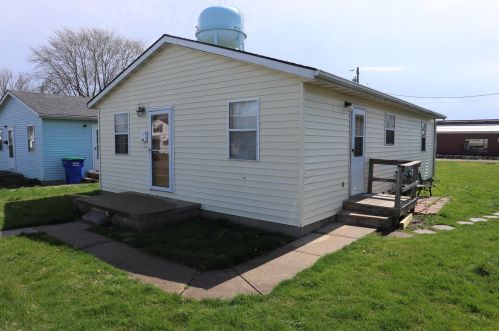 311 6th St, Washington Ch OH  43160-2514 exterior