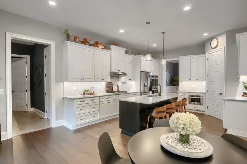 1655 Blackburn Heights Dr, Sewickley PA  15143-8627 exterior