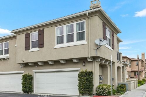 13225 Murano Ave, Chino, CA 91710-8117