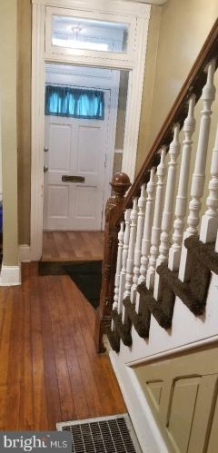 18 23rd St, Wilmington, DE 19802-4206