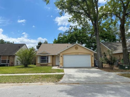 1030 Windy Way, Apopka, FL 32703-6552