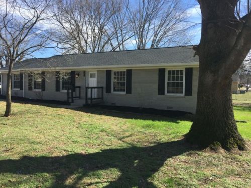 4003 Park Dr, Columbia, TN 38401-5024
