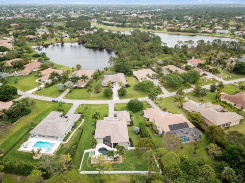 523 Squire Johns Ln, Palm City FL  34990-7824 exterior