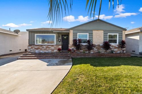 13706 Cornishcrest Rd, Whittier, CA 90605-3353