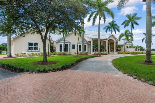 15316 Estancia Ln, West Palm Beach, FL 33414-7451