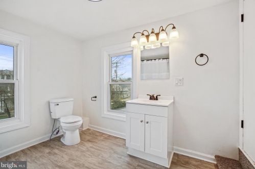 104 High St, Red Lion PA  17356-1606 exterior