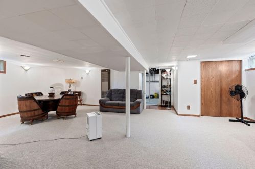 3140 32, Milwaukee WI 53215-4233 exterior