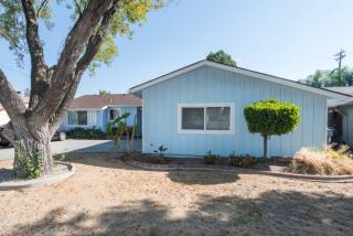 4242 9th St, Fresno, CA 93726-3635