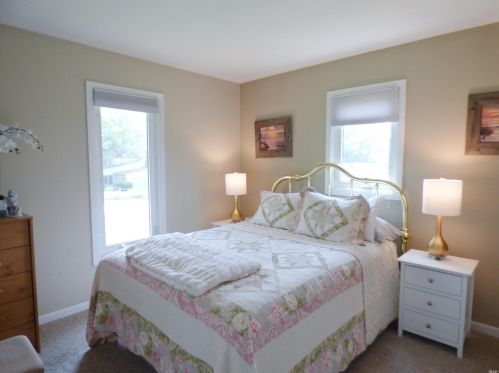 17911 Williamsburg Dr, Granger IN  46530-9252 exterior