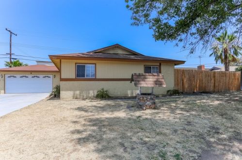 3361 Norfolk Dr, Riverside, CA 92503-5146