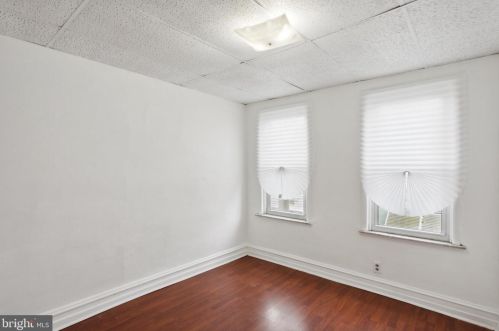 1636 Hicks St, Philadelphia, PA 19145-1513