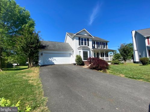 18 Little Brook Cir, Fredericksburg, VA 22405-1822