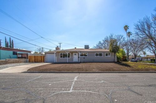 6753 Elm Ave, San Bernardino, CA 92404-5705
