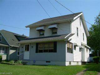 804 Mckinley Ave, Akron, OH 44306-1906