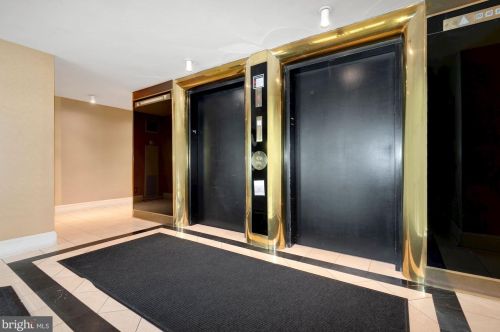 1245 13th St, Washington DC  20005-5120 exterior