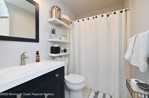 336 Briggs Ave, Lacey NJ  08731-2532 exterior