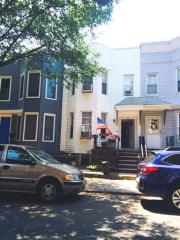 126 3rd St, Brooklyn, NY 11218-1406