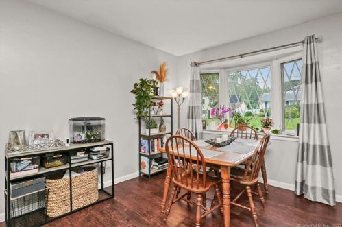 56 Windsong Ln, Milford CT  06460-5945 exterior