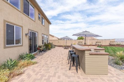 34200 Nandina Ct, Lake Elsinore CA  92532-2954 exterior