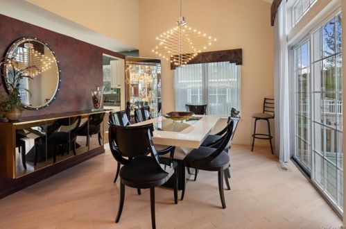 9 High Ridge Rd, Crotonville NY  10562-1969 exterior