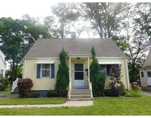 45 Burnside Ter, Springfield, MA 01118-2121