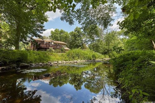 19 Billy Ave, Washingtonville NY  10992-1401 exterior