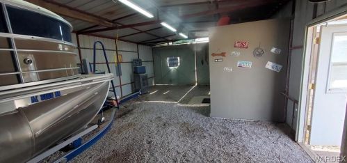 1643 Vly Dr, Mohave Valley AZ  86440-8583 exterior