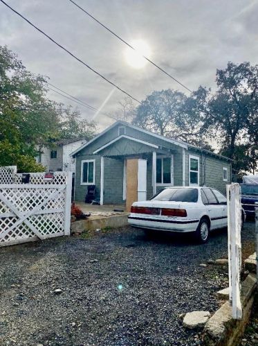 1855 Fort Wayne St, Oroville CA  95966-5923 exterior