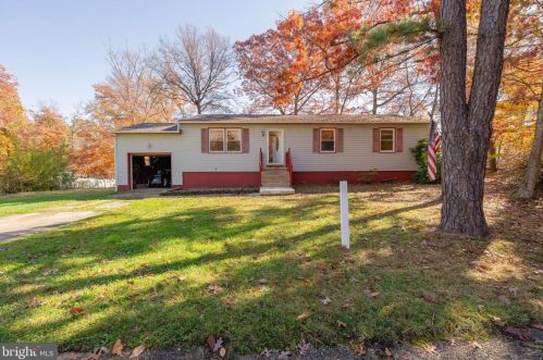 640 Oak Ave, West Deptford, NJ 08096-4560