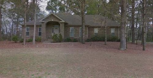 53 Ridgecliff Dr, Florence, AL 35634-2355