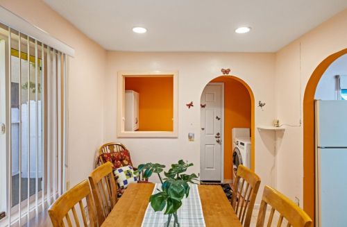 309 9th St, Del Monte Park CA  93950-3512 exterior