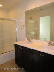 1900 Fulgham Ave, Visalia CA  93291-8425 exterior