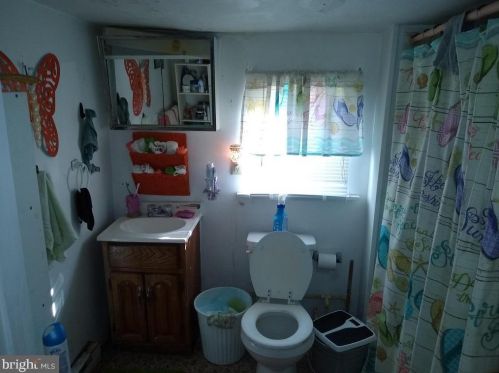 717 Clarence St, Seaford DE  19973-2811 exterior