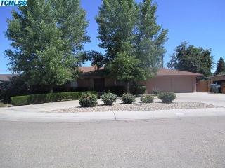 3326 Harvard Ct, Visalia, CA 93277-4193