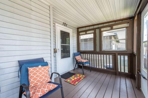 121 Wallace St, Marion, OH 43302-2348