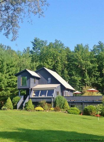 210 Palentown Rd, Kerhonkson, NY 12446-1203