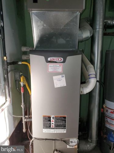 97 Holbrook Ln, Willingboro NJ  08046-1847 exterior