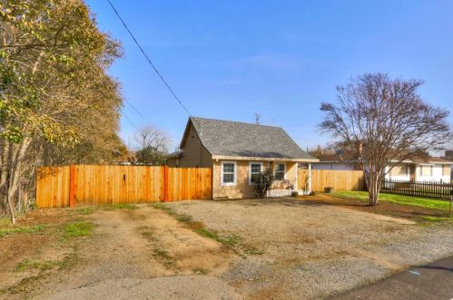 9665 Kent St, Elk Grove CA  95624-2432 exterior