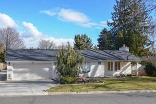 619 31st Ave, Yakima, WA 98902-4009